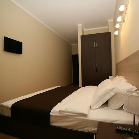 Basilon Hotel Tiflis Oda fotoğraf